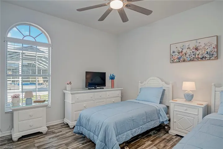 2540 Sw 30th St, Cape Coral, Florida 33914