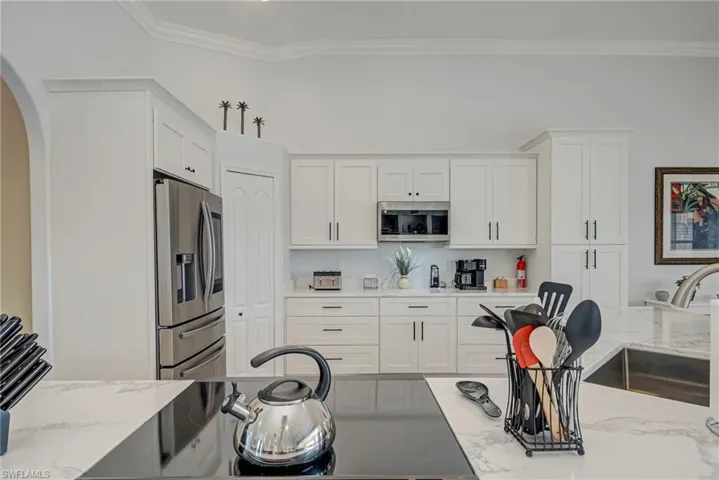 2540 Sw 30th St, Cape Coral, Florida 33914