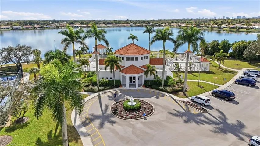 7797  Esmeralda  WAY, Naples, FL 34109