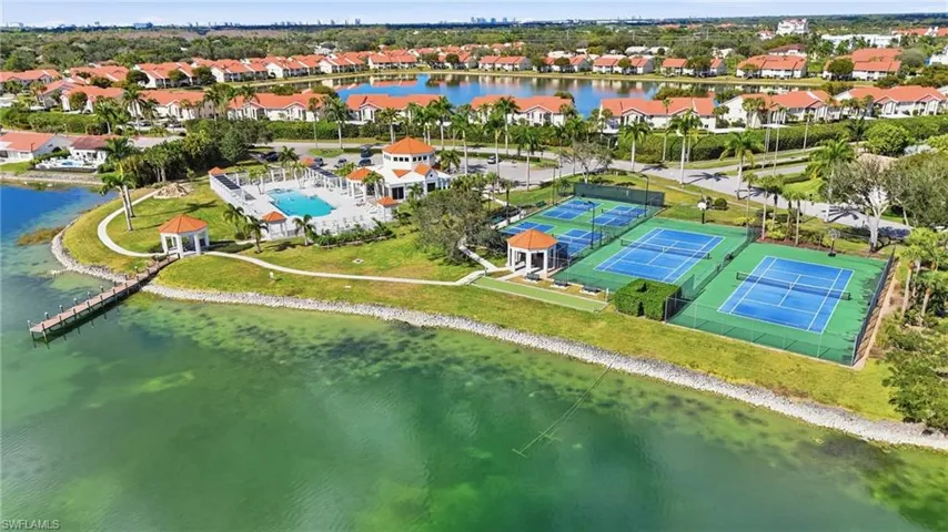 7797  Esmeralda  WAY, Naples, FL 34109