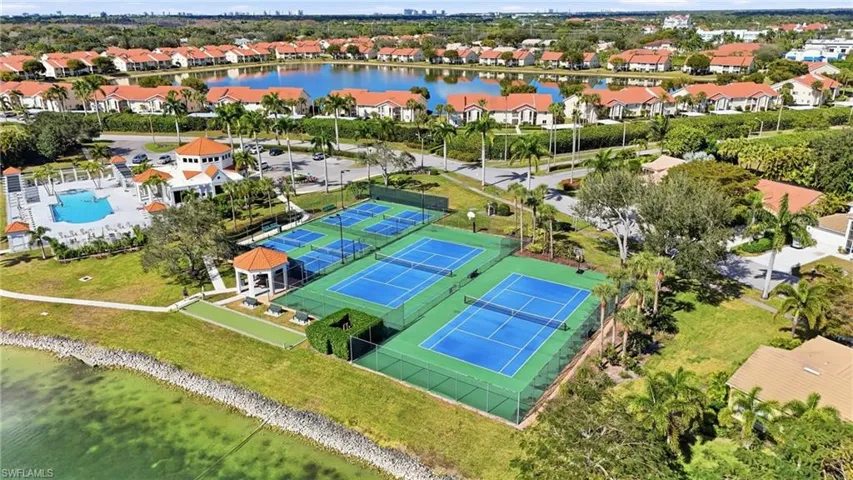 7797  Esmeralda  WAY, Naples, FL 34109