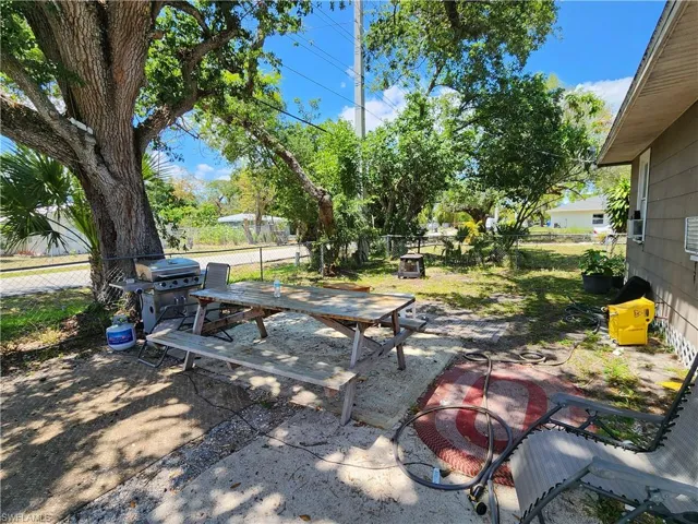 2105-2107  Franklin  ST, Fort Myers, FL 33901