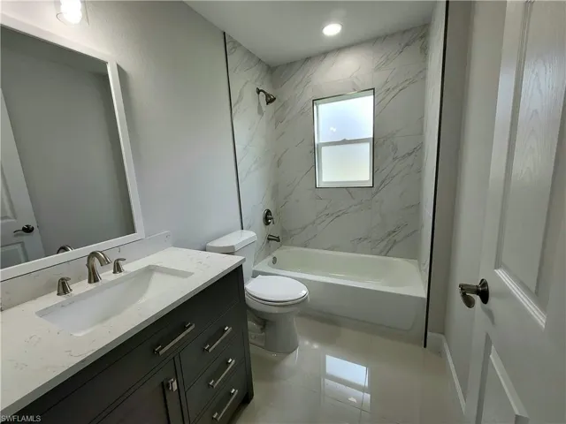 3208  30th W ST, Lehigh Acres, FL 33971