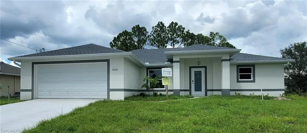 3208  30th W ST, Lehigh Acres, FL 33971