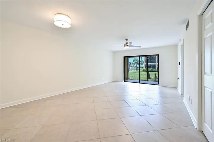 Living Room/ Dining Room
