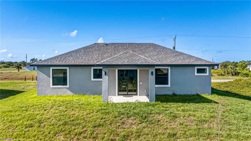7005  Burma  CIR, Labelle, FL 33935