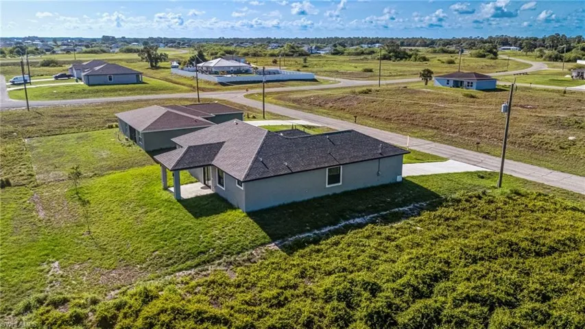 7005  Burma  CIR, Labelle, FL 33935