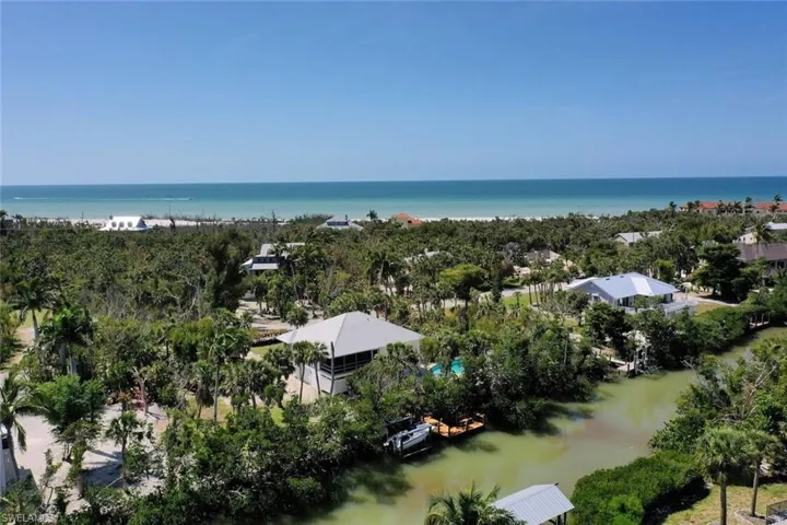 Back of property looking toward the Gulf