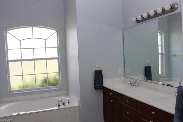 1681  Saracen  LN, North Port, FL 34286