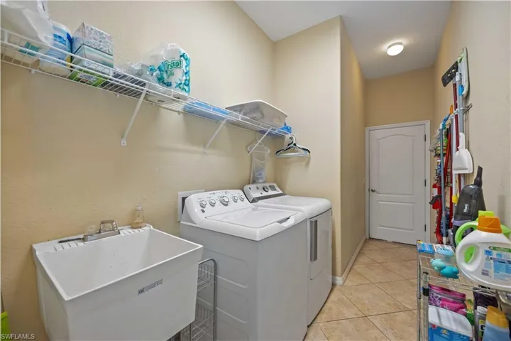 1681  Saracen  LN, North Port, FL 34286