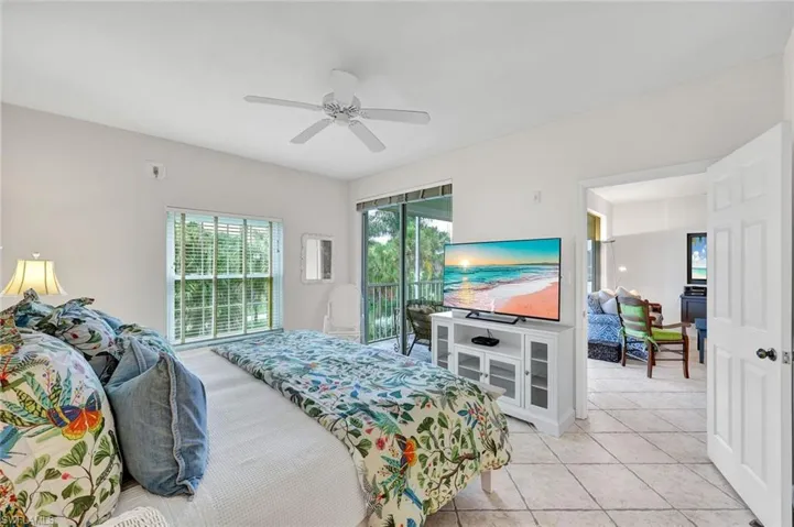 4130 Bayhead Dr 105, Bonita Springs, Florida 34134