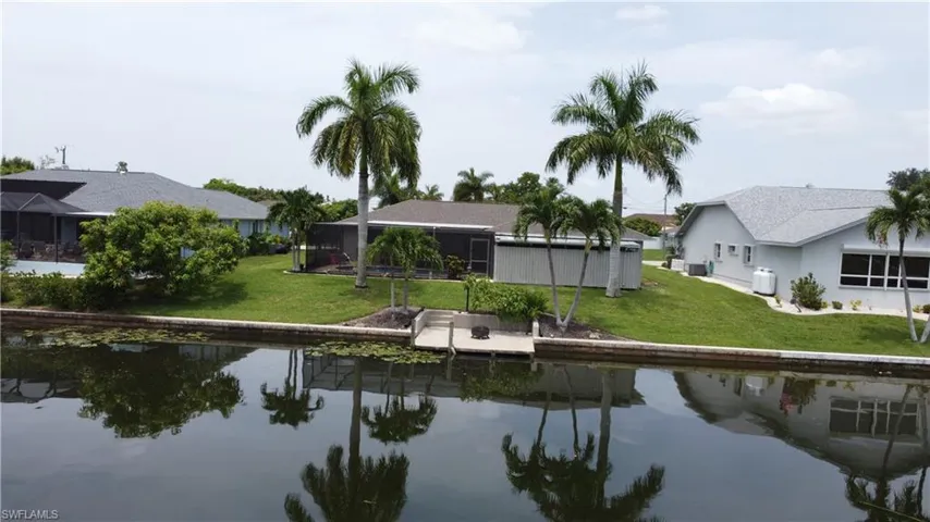 237 Se 20th Ct, Cape Coral, Florida 33990