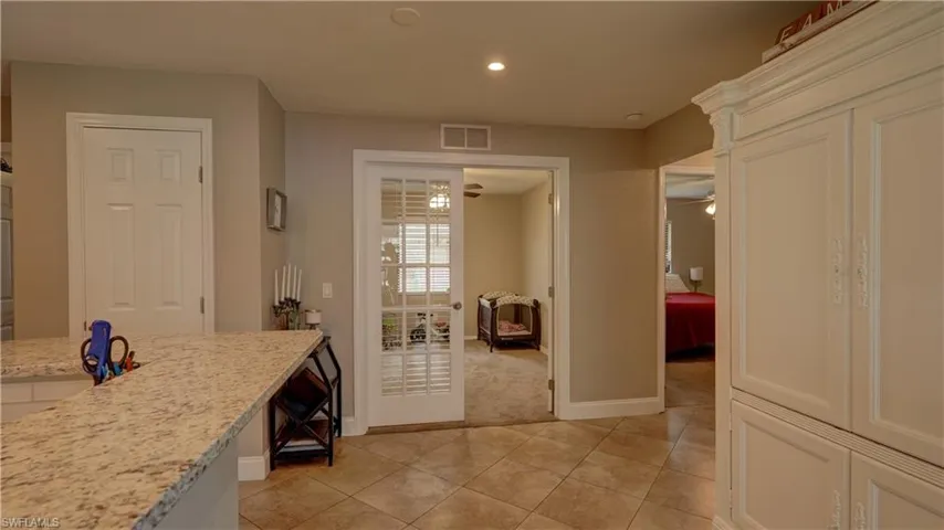 237 Se 20th Ct, Cape Coral, Florida 33990
