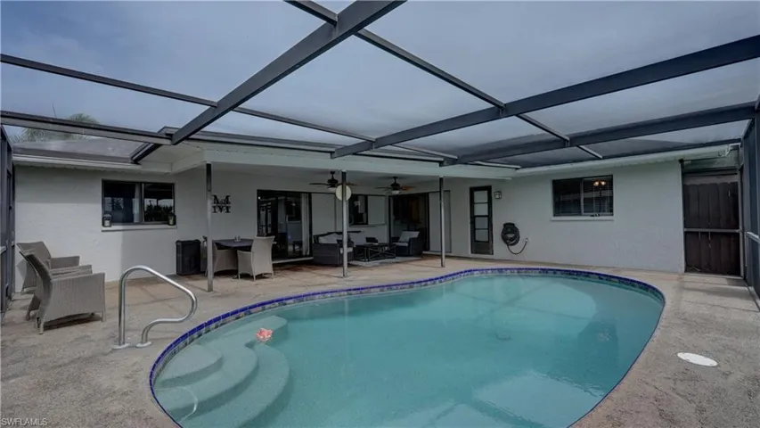 237 Se 20th Ct, Cape Coral, Florida 33990