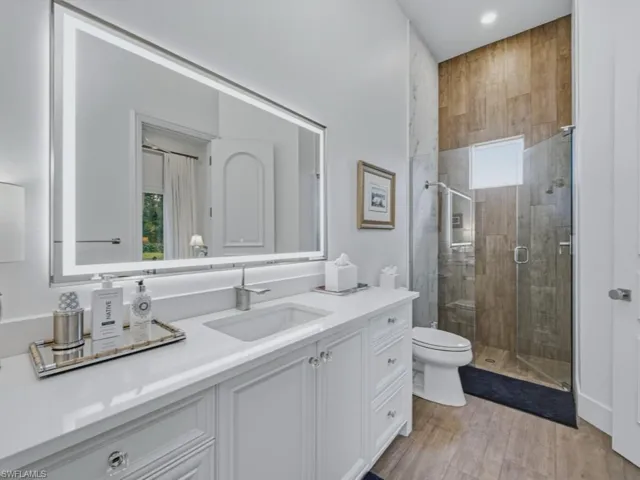 Guest bath 3
