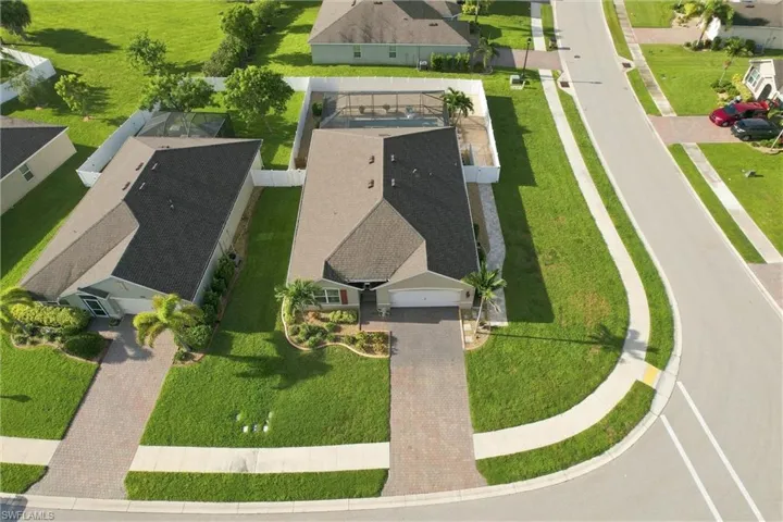 2708 Foralesca Ct, Cape Coral, Florida 33909