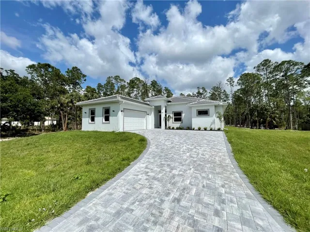 614  14th SE ST, Naples, FL 34117