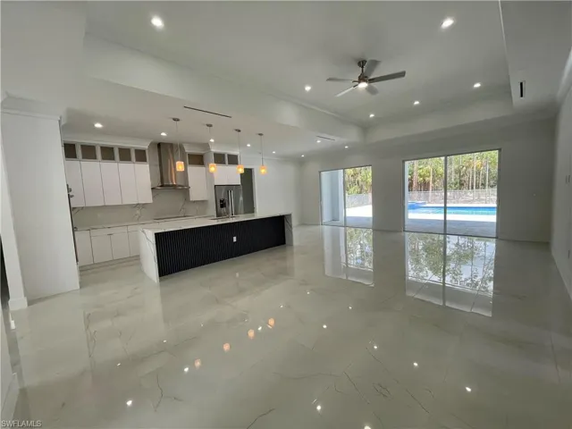 614  14th SE ST, Naples, FL 34117