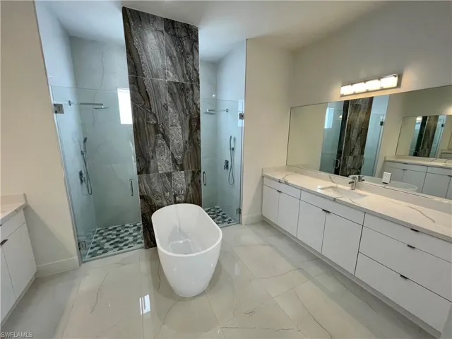 614  14th SE ST, Naples, FL 34117