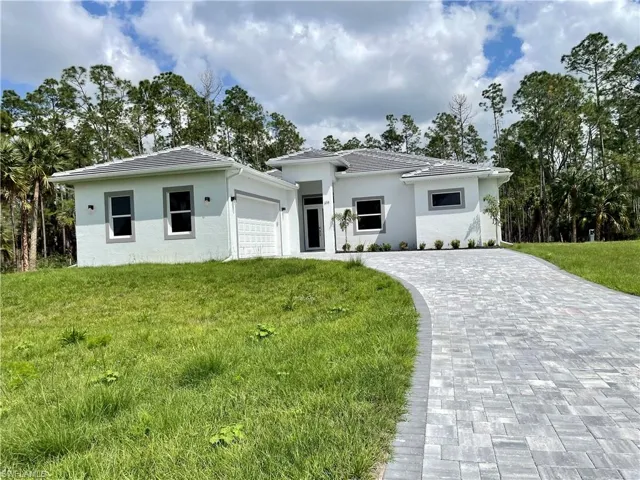 614  14th SE ST, Naples, FL 34117