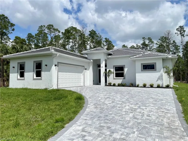 614  14th SE ST, Naples, FL 34117