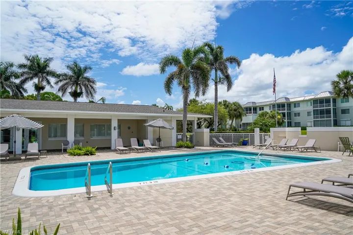 661 12th Ave S 661, Naples, Florida 34102