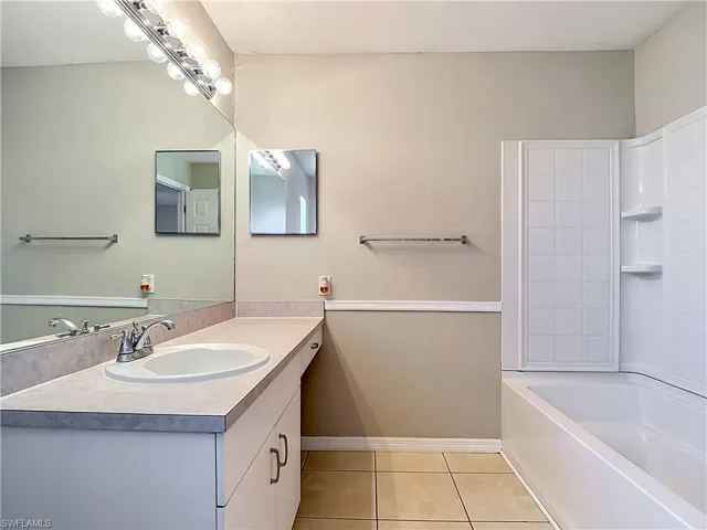 6117  Kramer  AVE, Fort Myers, FL 33905
