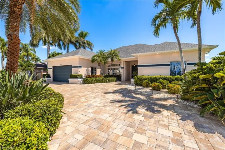 Paver Circle Drive