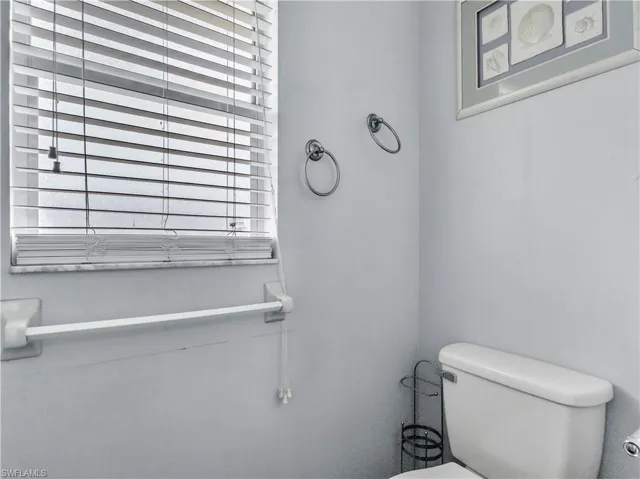2006 Ne 15th Ter, Cape Coral, Florida 33909