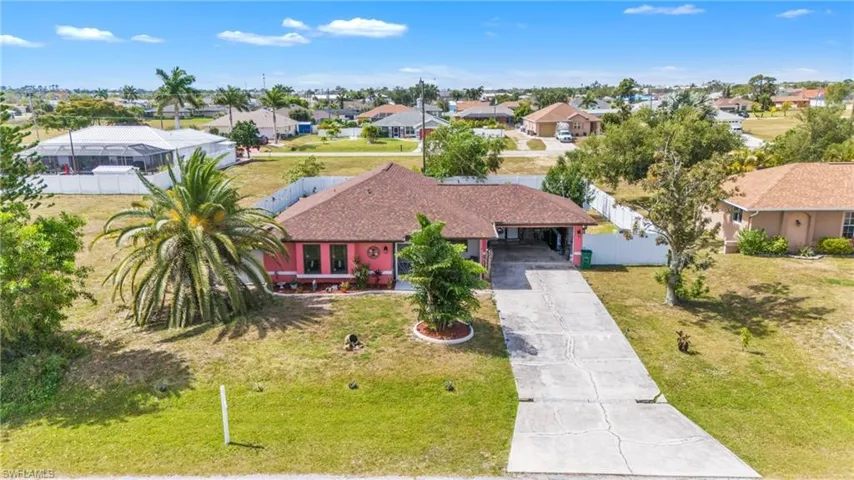 2006 Ne 15th Ter, Cape Coral, Florida 33909