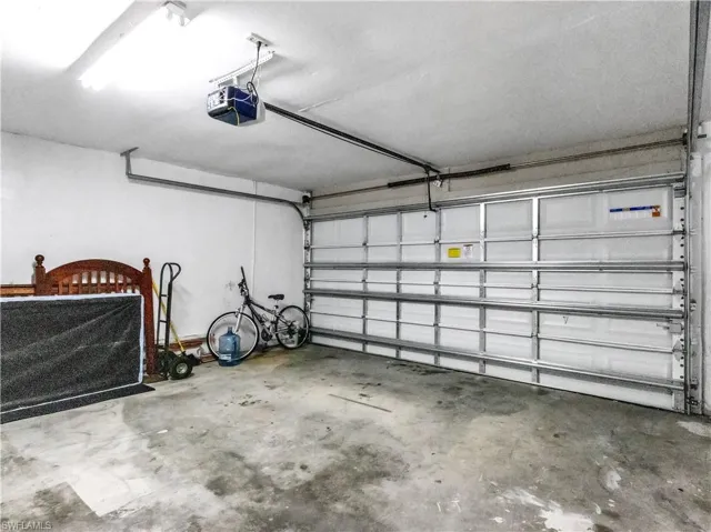 2006 Ne 15th Ter, Cape Coral, Florida 33909