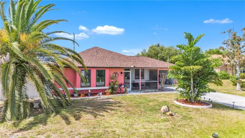2006 Ne 15th Ter, Cape Coral, Florida 33909