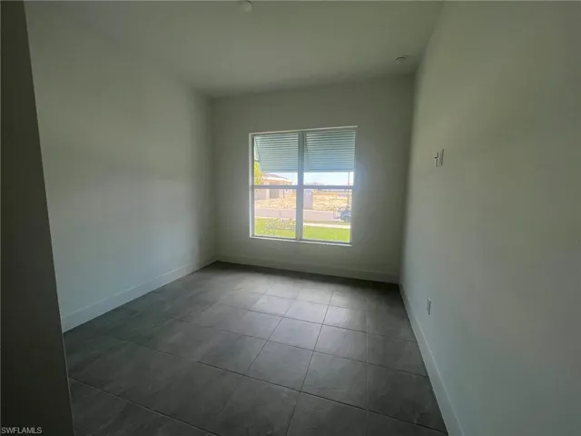 Guest bedroom
