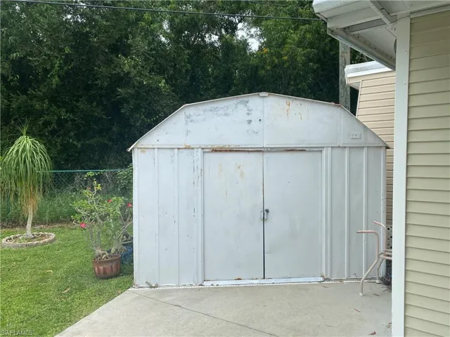 Shed