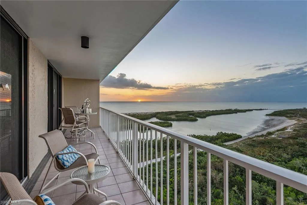 440 Seaview Ct # 1610, Marco Island Fl 34145, 2 Bedrooms Bedrooms, 2 Rooms Rooms,2 BathroomsBathrooms,Residential,For Sale,Seaview,224091880
