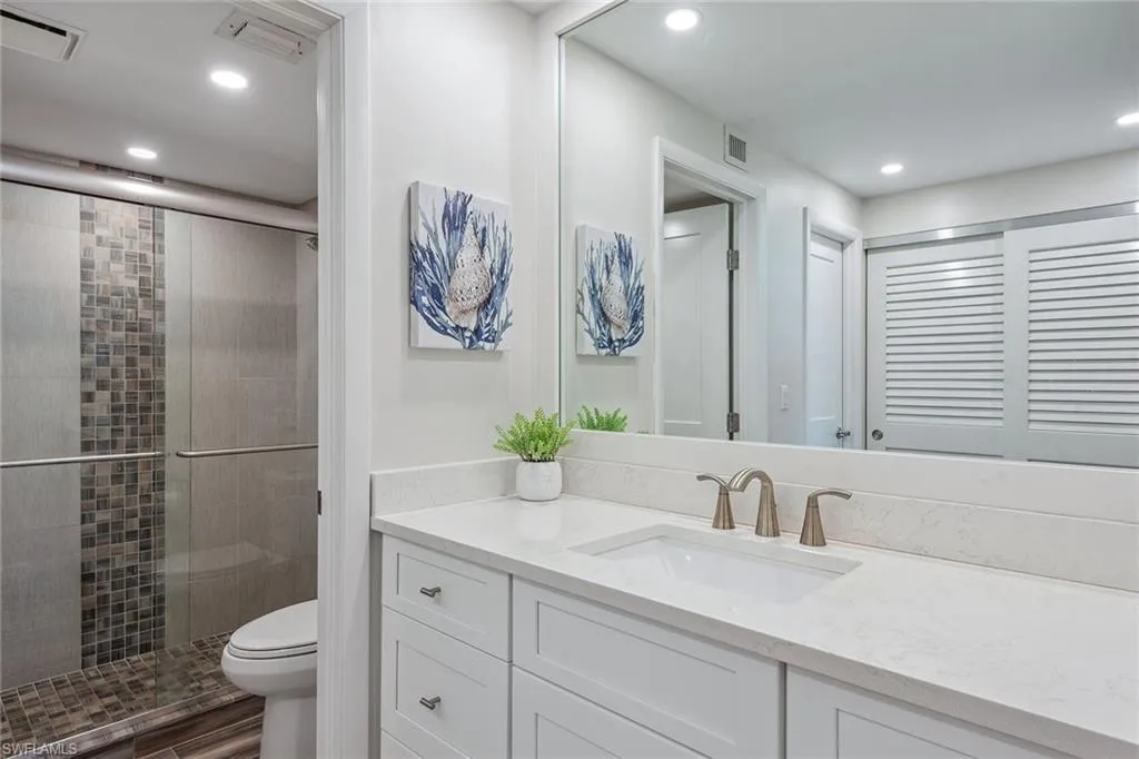440 Seaview Ct # 1610, Marco Island Fl 34145, 2 Bedrooms Bedrooms, 2 Rooms Rooms,2 BathroomsBathrooms,Residential,For Sale,Seaview,224091880
