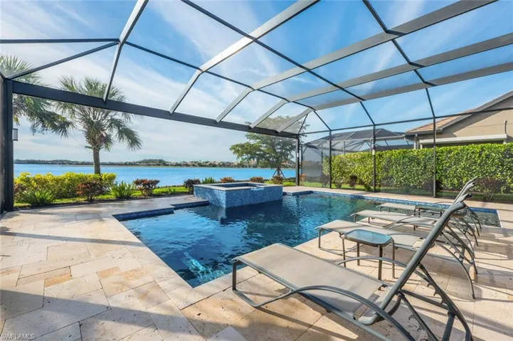 Pool & Spa on 240 Acre Lake