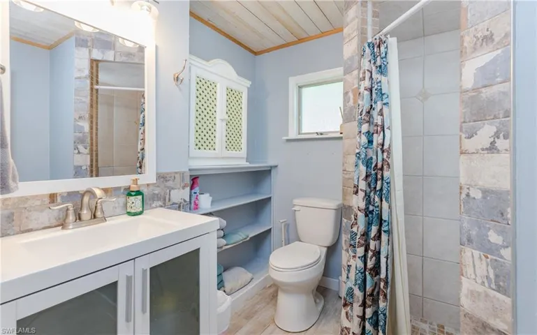 5243 Sunnybrook Ct, Cape Coral, Florida 33904