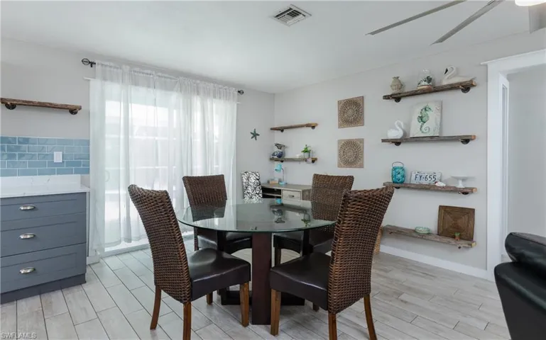 5243 Sunnybrook Ct, Cape Coral, Florida 33904