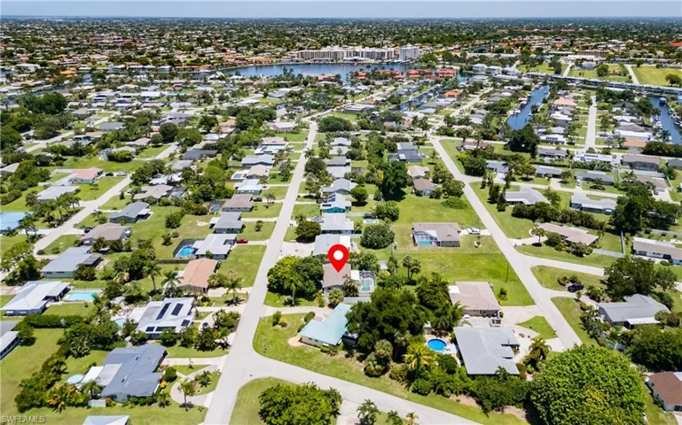 5243 Sunnybrook Ct, Cape Coral, Florida 33904