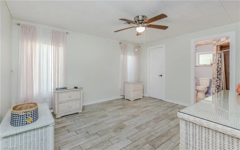 5243 Sunnybrook Ct, Cape Coral, Florida 33904