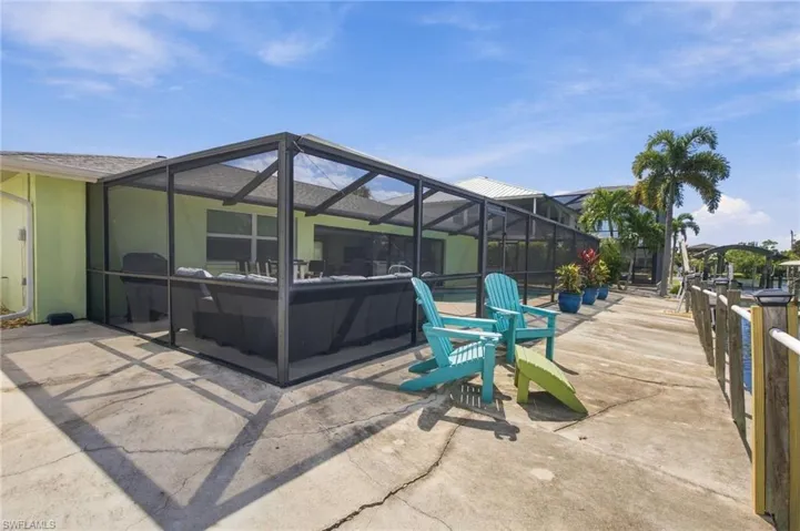 371 Washington Ct, Fort Myers Beach, Florida 33931