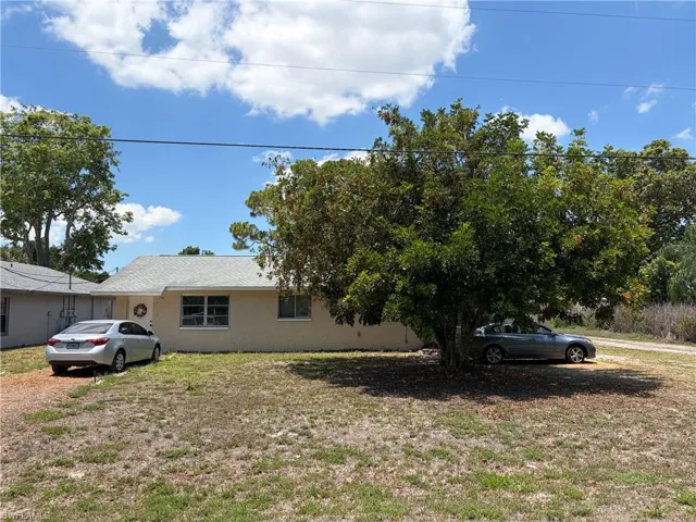 2175 Twin Brooks Rd, North Fort Myers, Florida 33917