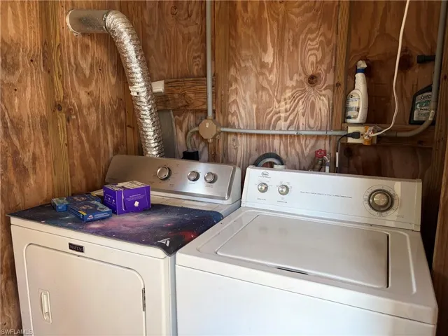 2175 Twin Brooks Rd, North Fort Myers, Florida 33917
