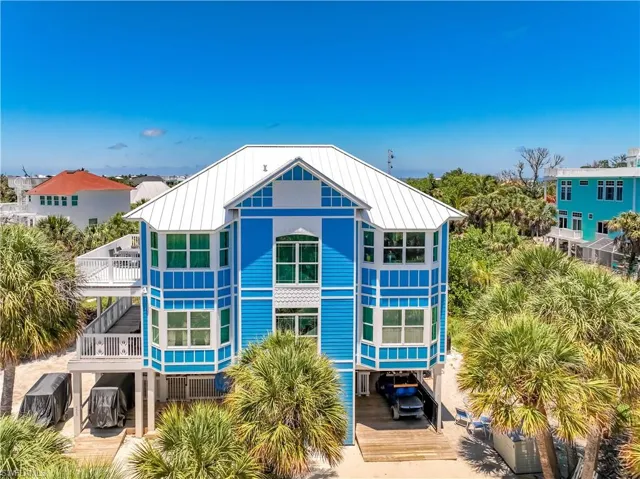 4460 Smugglers Dr, Upper Captiva, Florida 33924