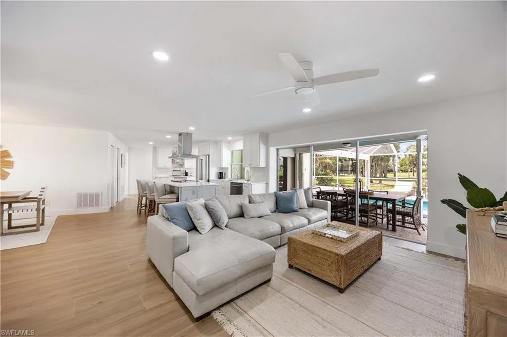 9905 Treasure Cay LN, Bonita Springs, FL 34135,225062899