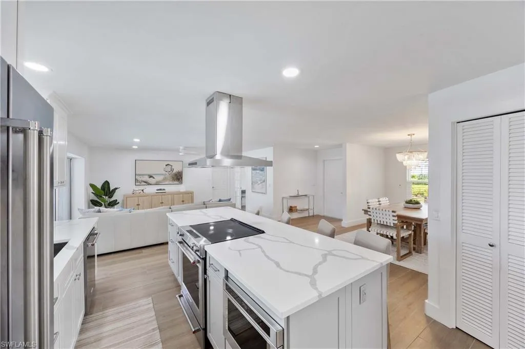 9905 Treasure Cay LN, Bonita Springs, FL 34135,225062899
