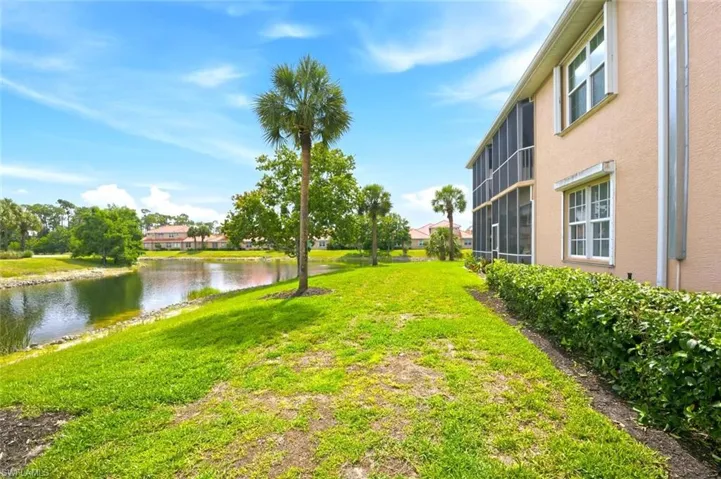 5120 Hyde Park Ct 103, Fort Myers, Florida 33912