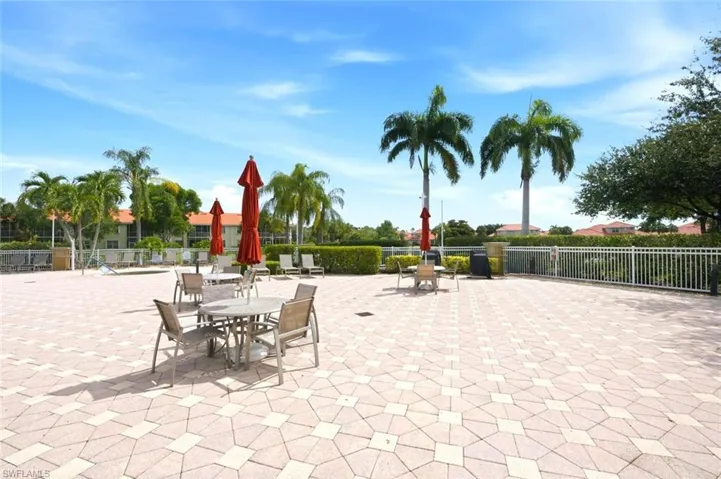 5120 Hyde Park Ct 103, Fort Myers, Florida 33912