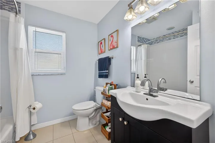 3813 12th Pl, Cape Coral, Florida 33904